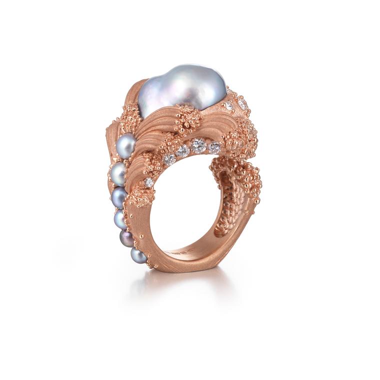 Ornella Iannuzzi The Uprising pearl ring