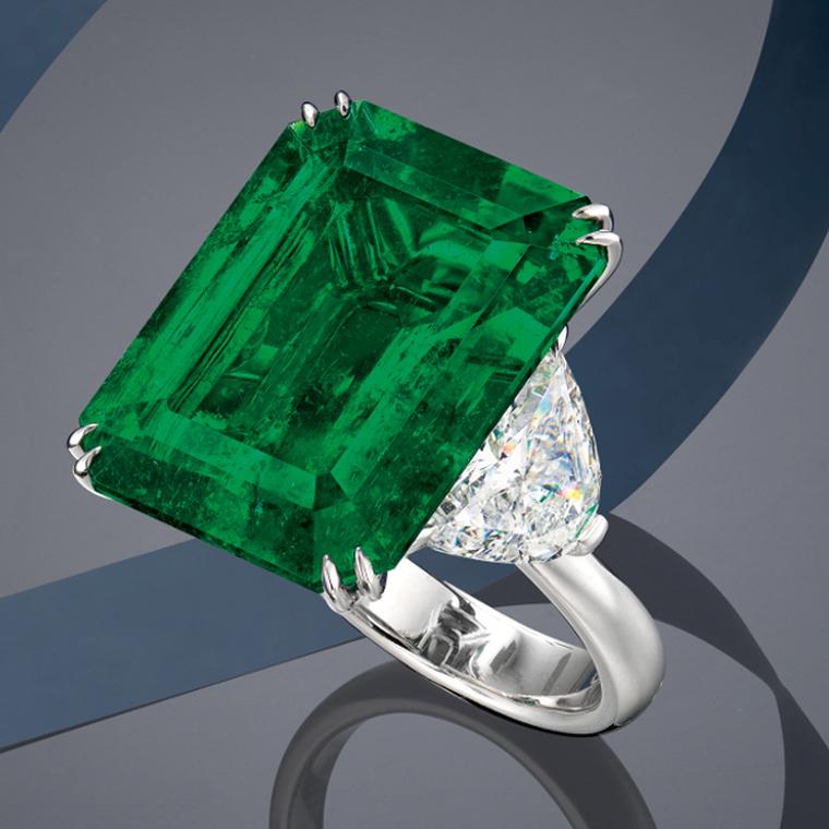 Lot 624: Emerald ring presented at Phillips Live Auction on 8 July 2020