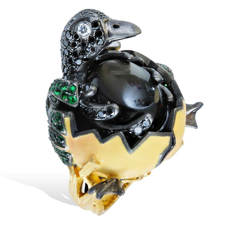 Lydia Courteille Procreation duck hatching from egg ring