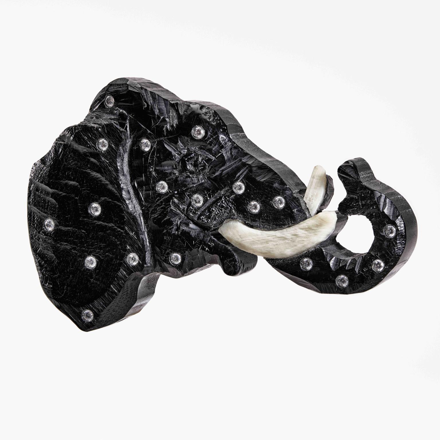 Daniel_BrushLa_Menagerie_Magnetique_Elephant_Head_Brooch_2006Plastic_resin_steel_gold_magnet_diamonds