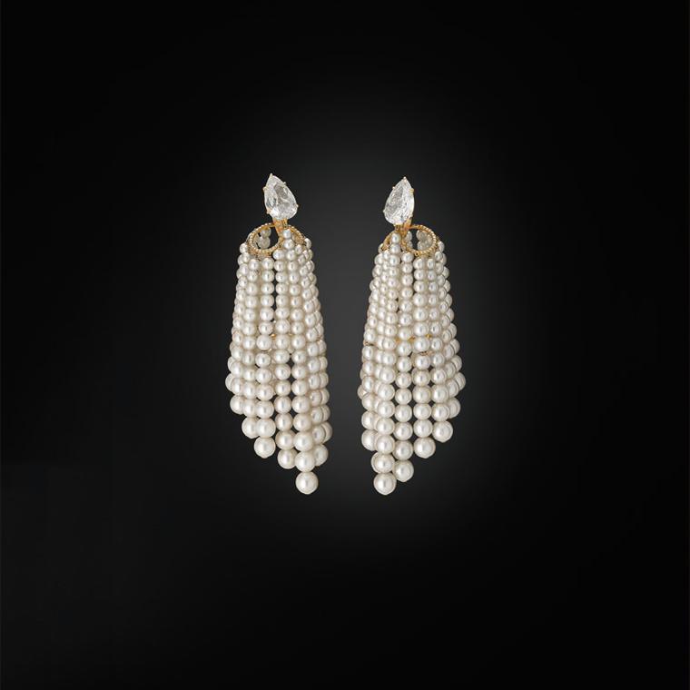 JAR pearl earrings 