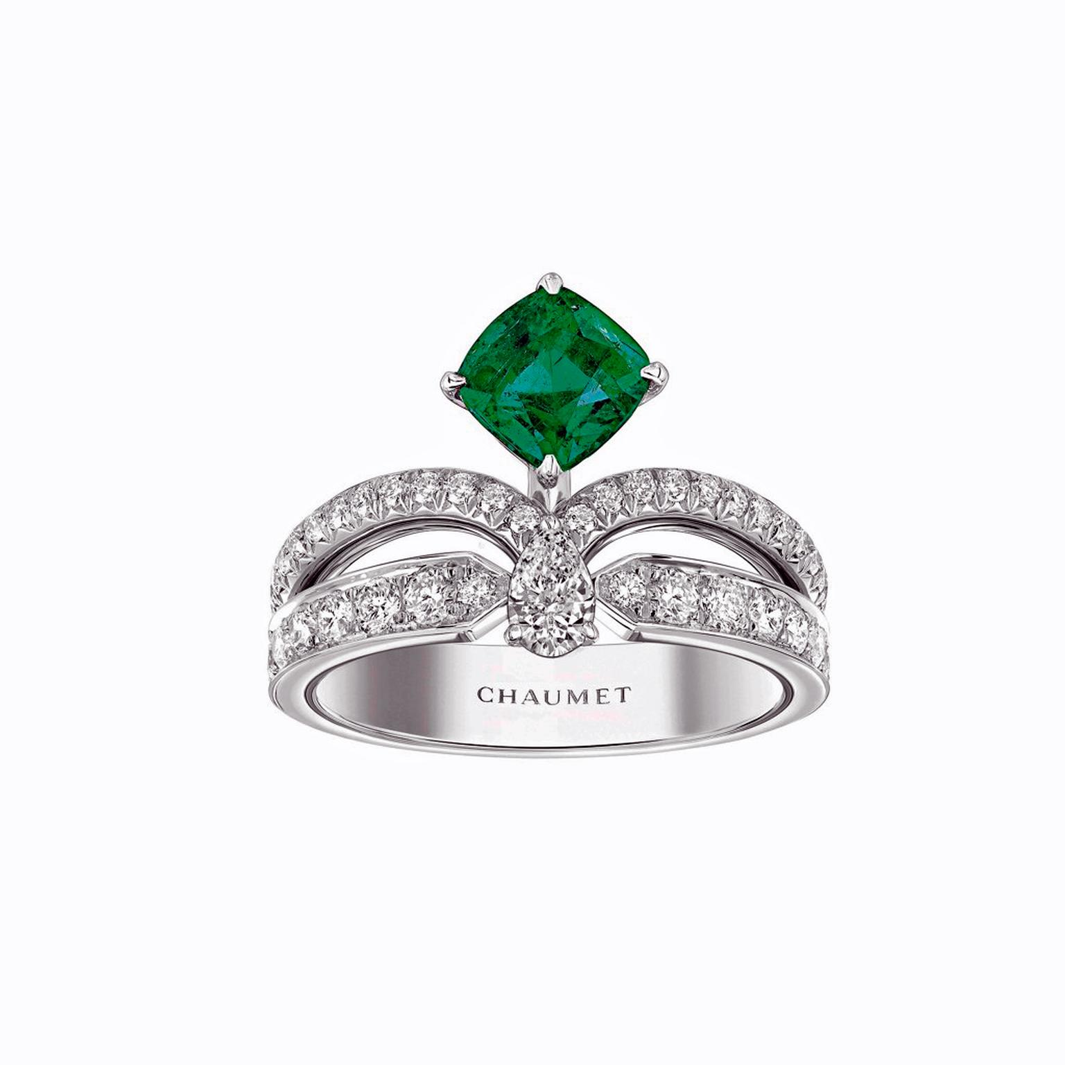 Chaumet sales emerald ring