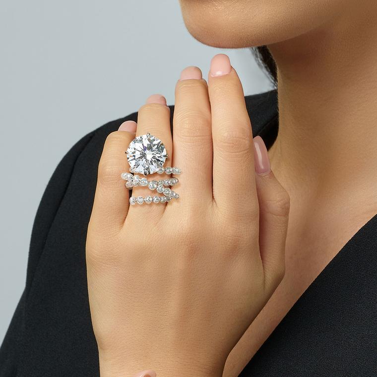 Lot 648 Fountain of Diamonds ring by Feng J on model