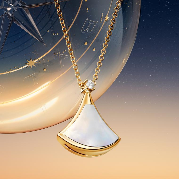 Divas’ Dream fan-shape motif pendant by Bvlgari