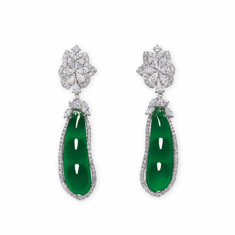 Lot-197-Jadeite-peapod-and-diamond-earrings