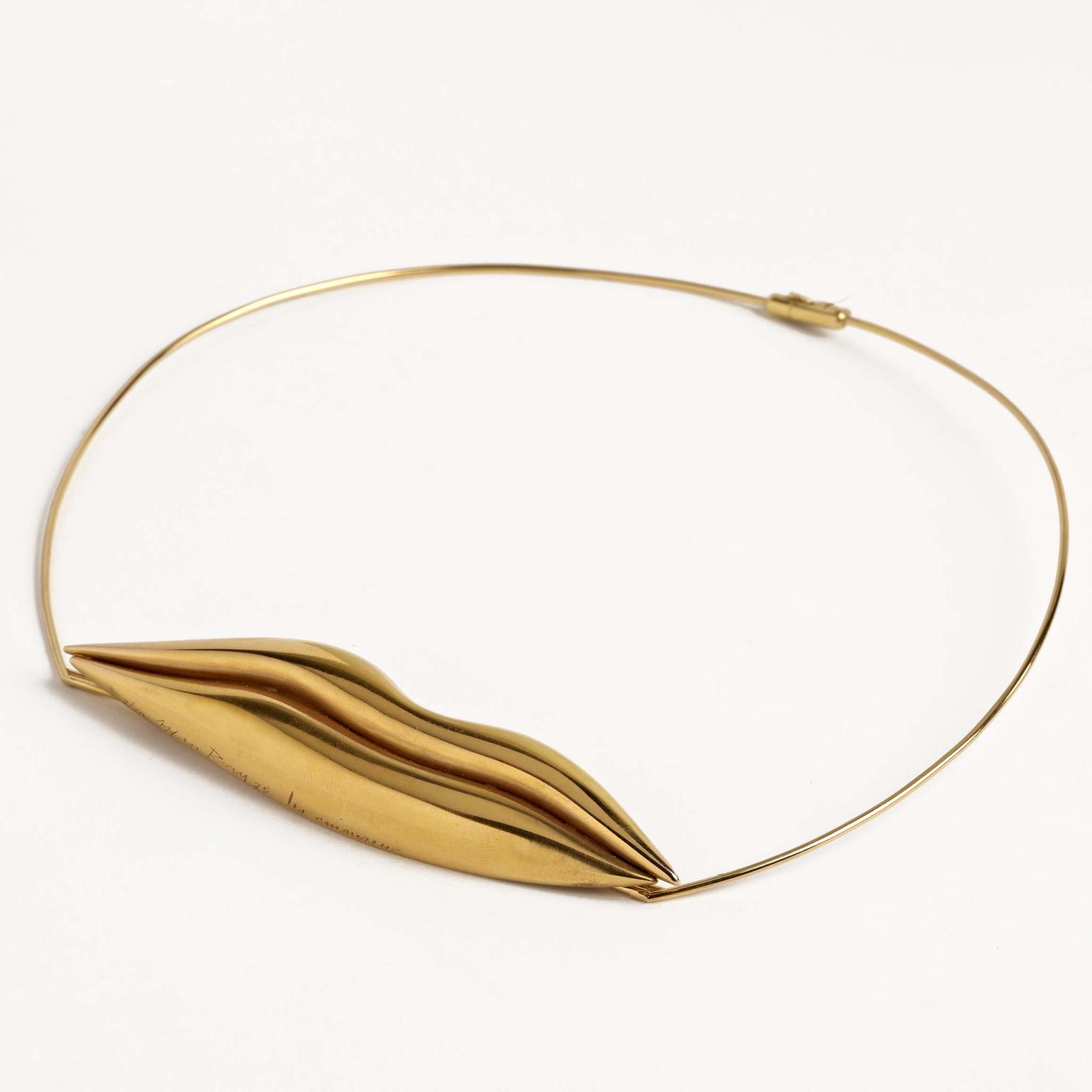 Les Amoureux necklace from Man Ray