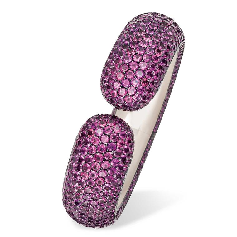 Hemmerle garnet bangle in white gold and silver