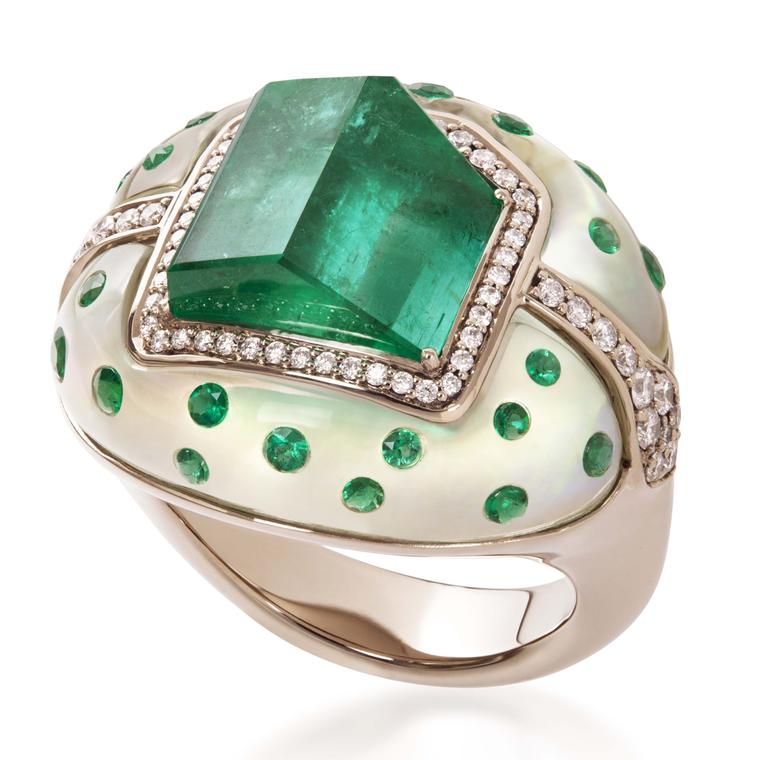 Ring with emeralds and diamonds from Alexander Tenzo