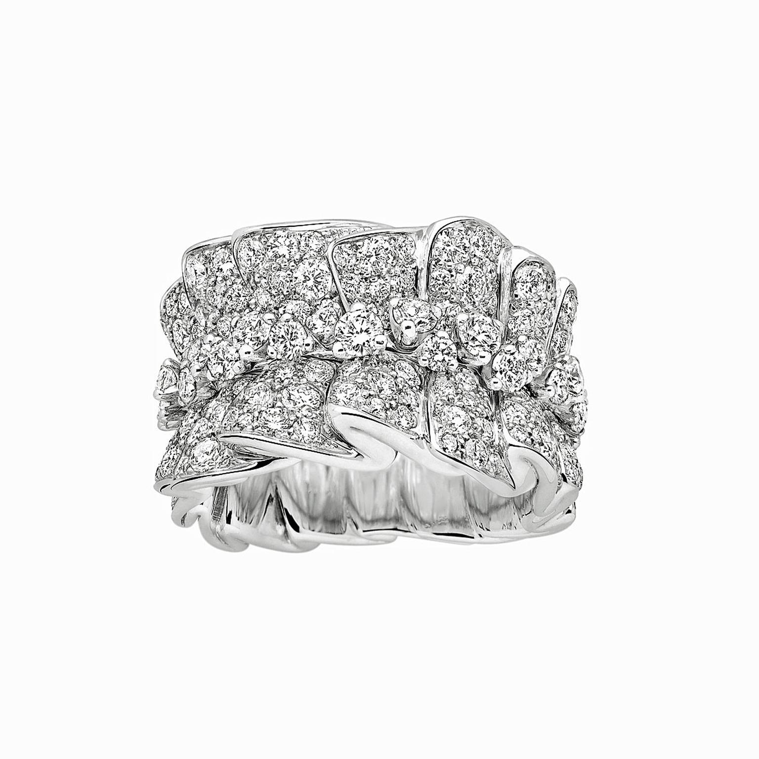 Bague archi dior 2025