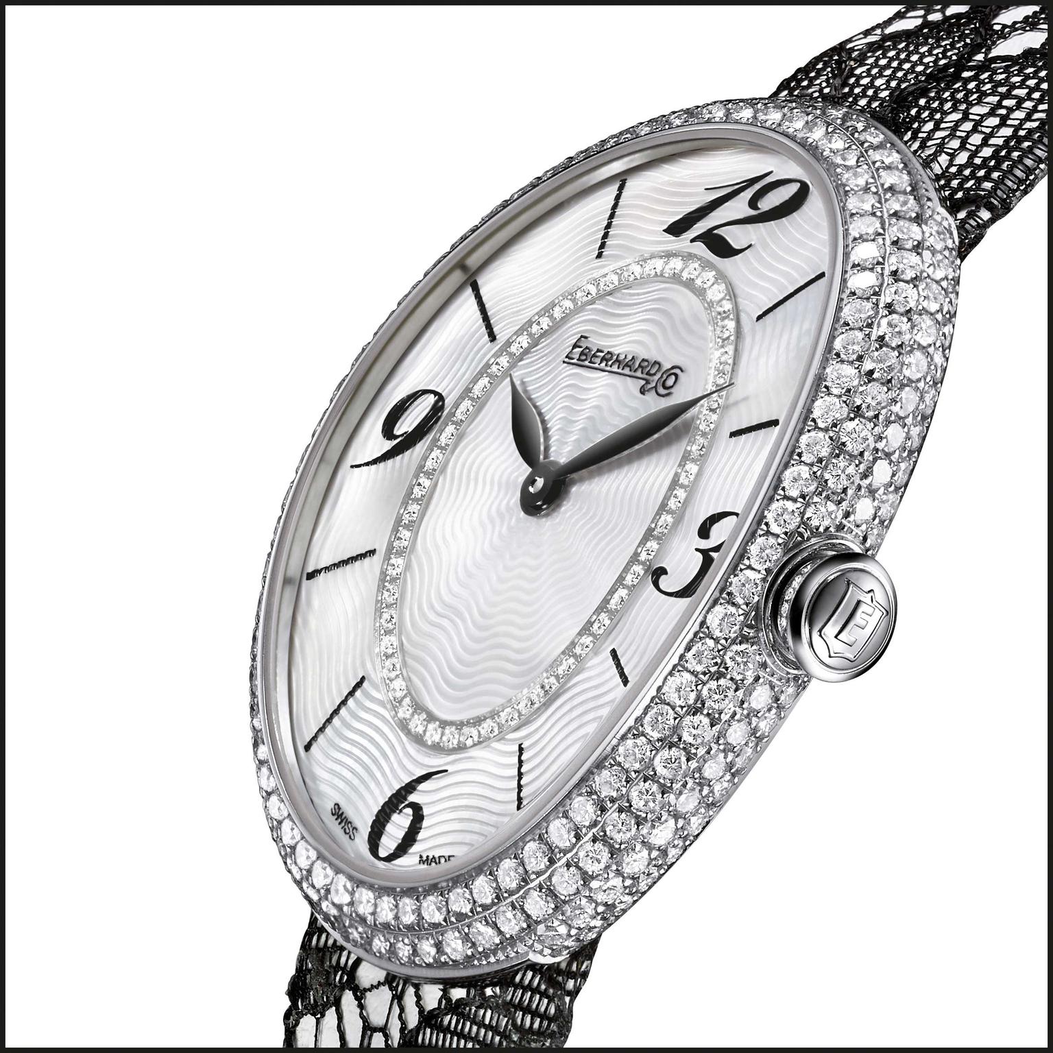 Eberhard-and-co-GILDA-Grand-Pave-detail-of-the-case-side