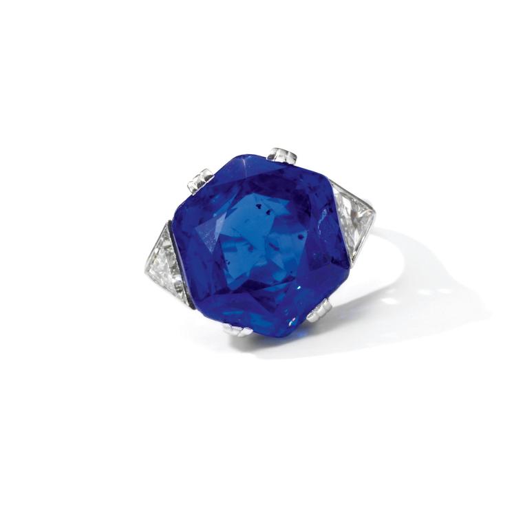 Lot 372 sapphire and diamond ring