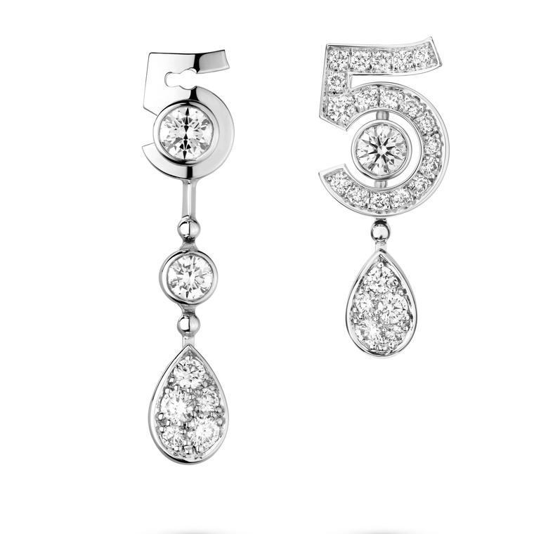 Eternal No5 earrings by Chanel