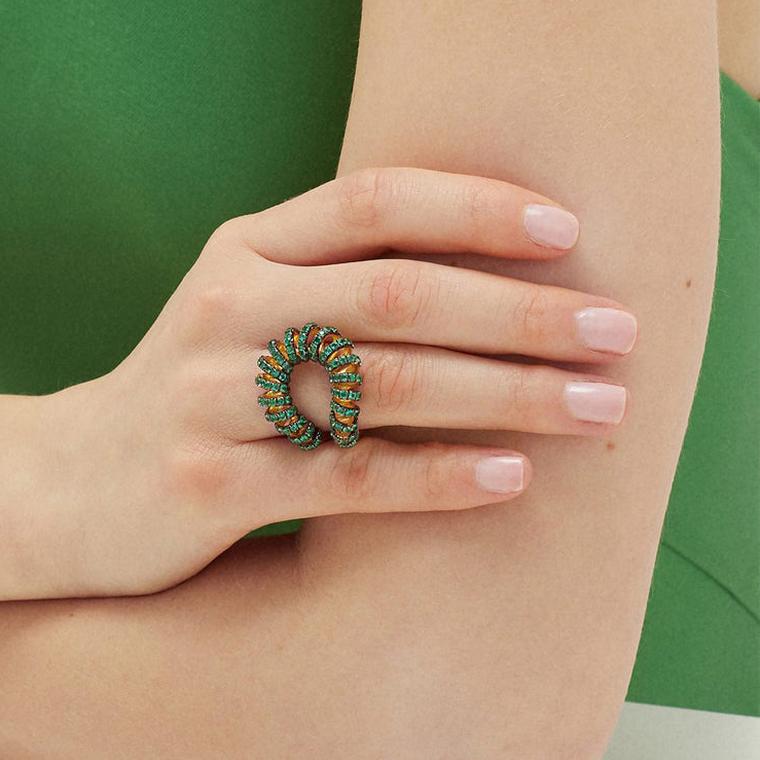 Ana Khouri Maia emerald ring on model