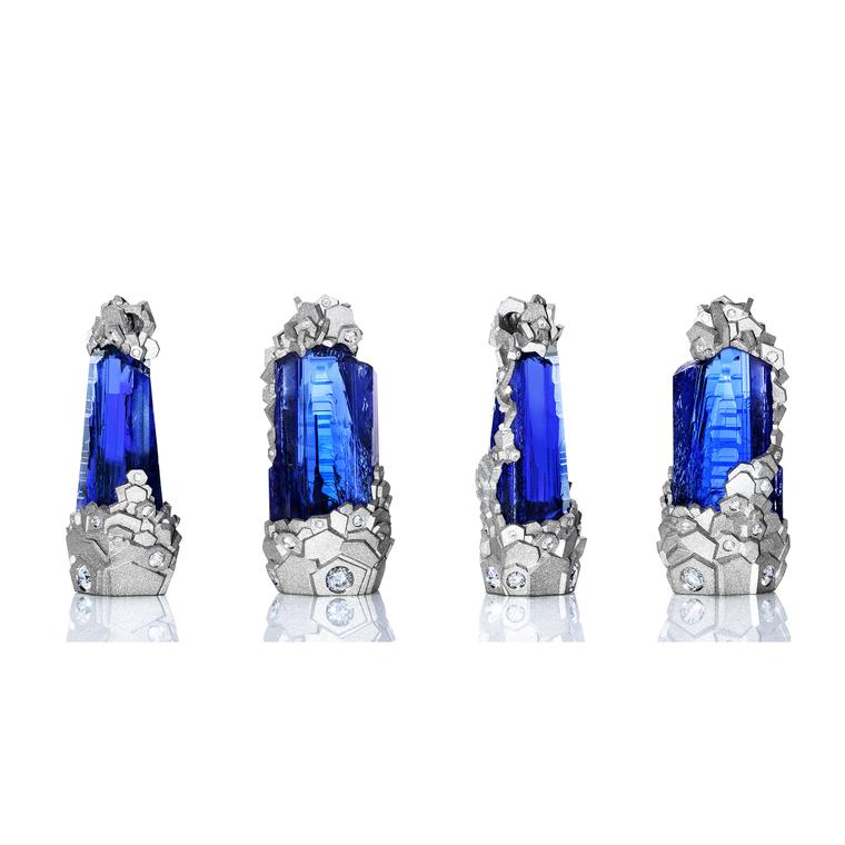 Jewellery sculpture hot sale