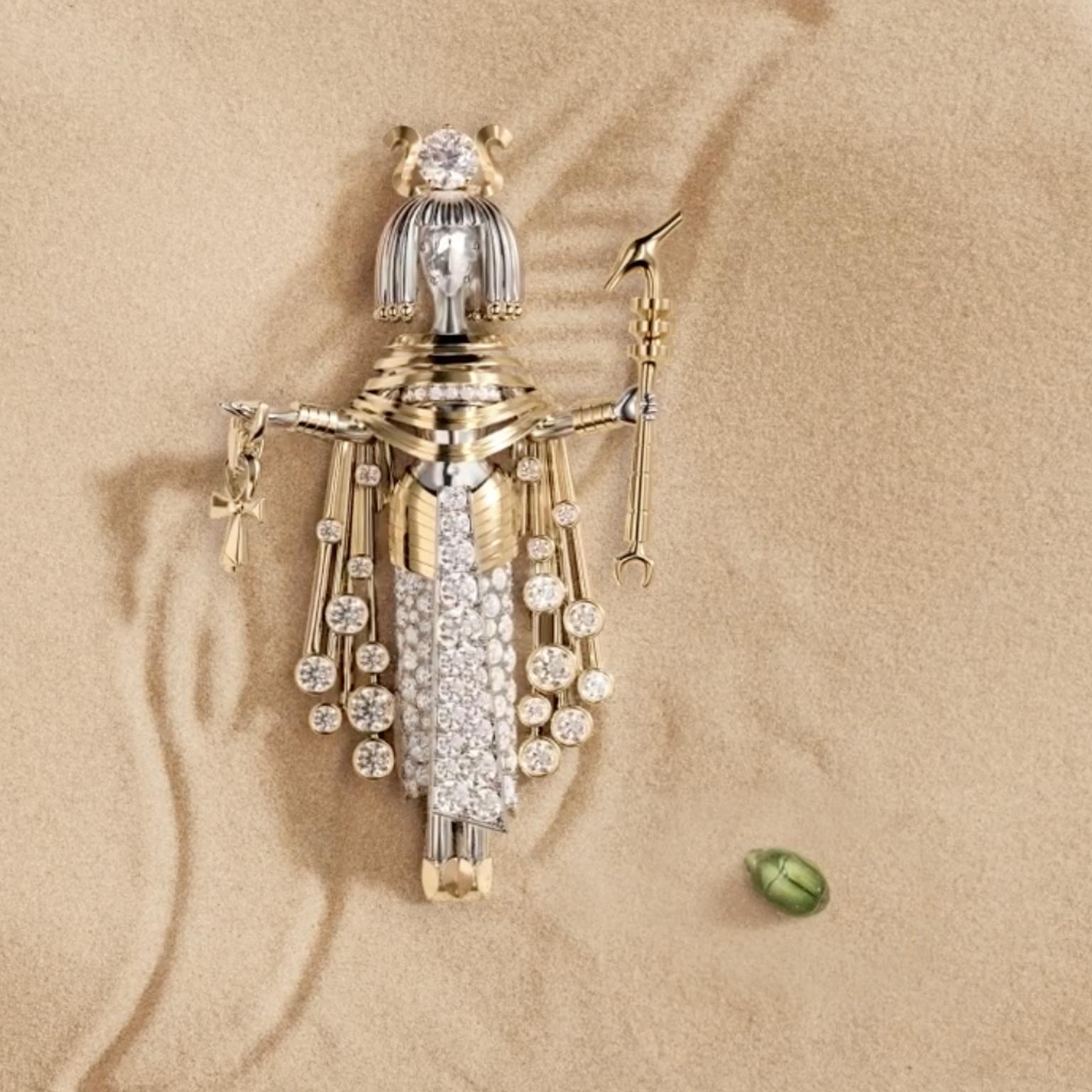 Muse éternelle clip by Van Cleef & Arpels
