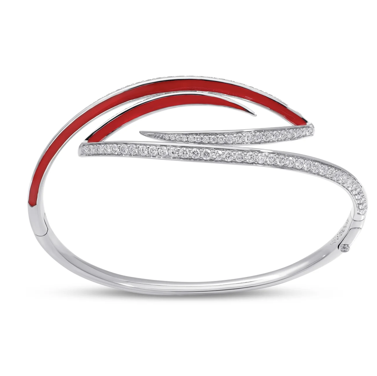 Viva Curved bangle by Stenzhorn 