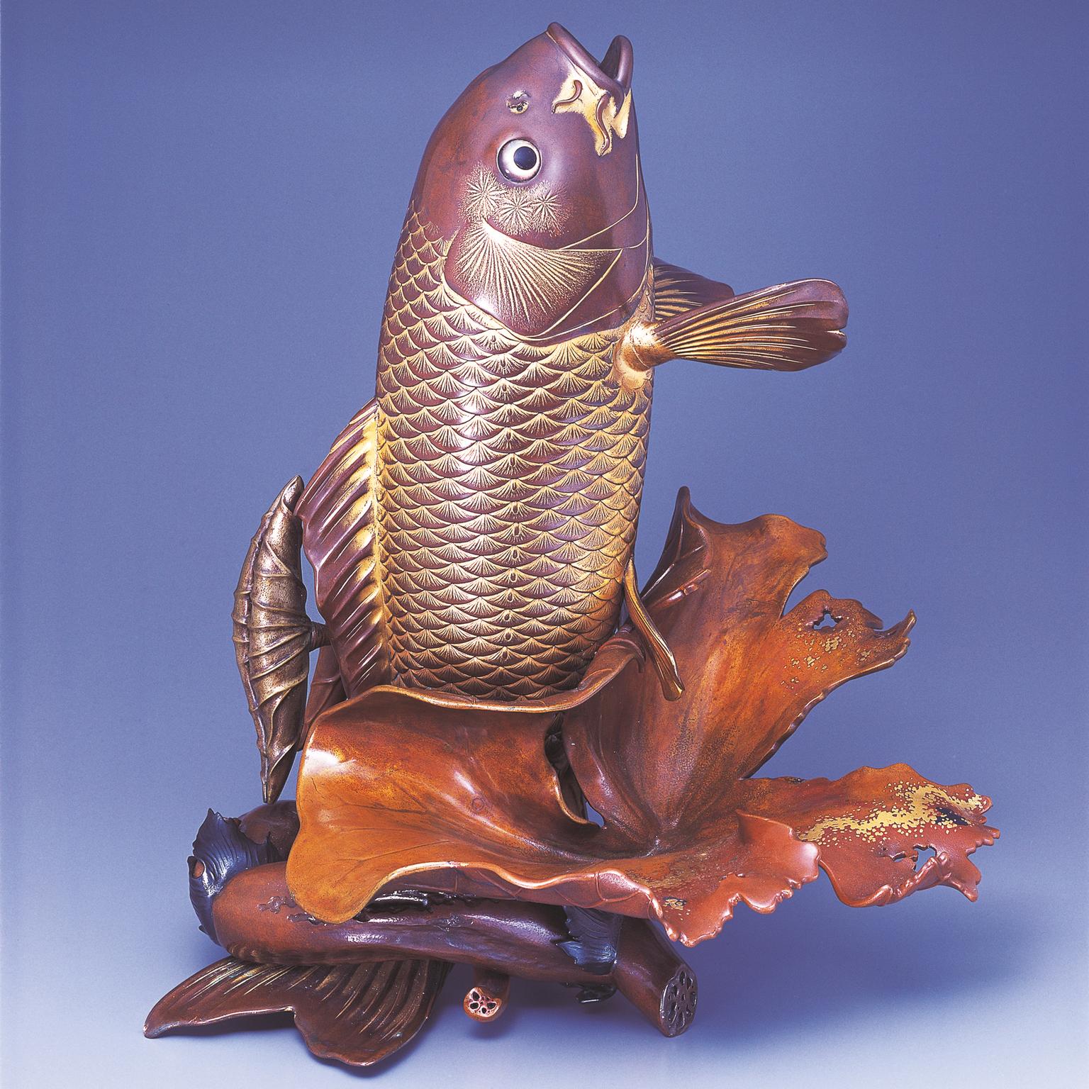 Vase with carp by Shoami Katsuyoshi