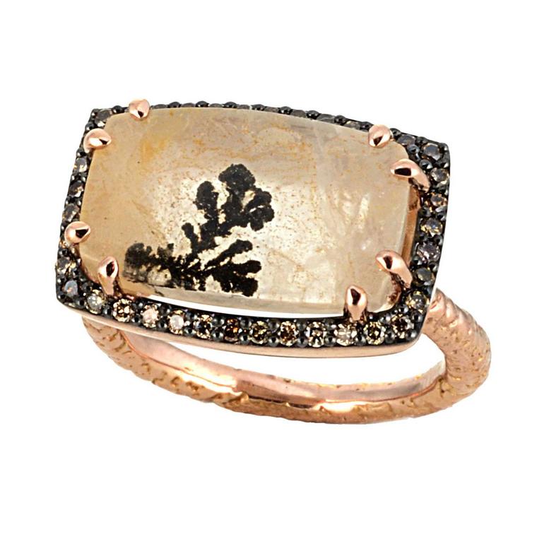 Dendritic quartz ring in pink gold