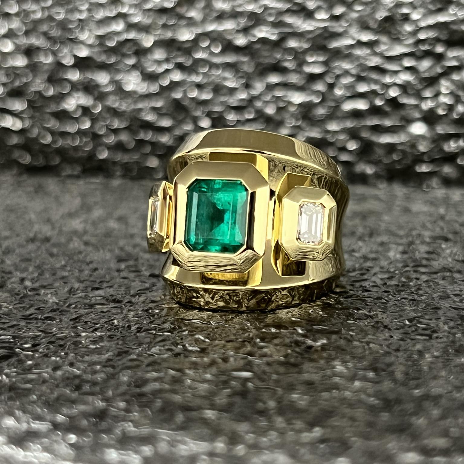Knar Custom Fancy Diamond & Emerald RIng