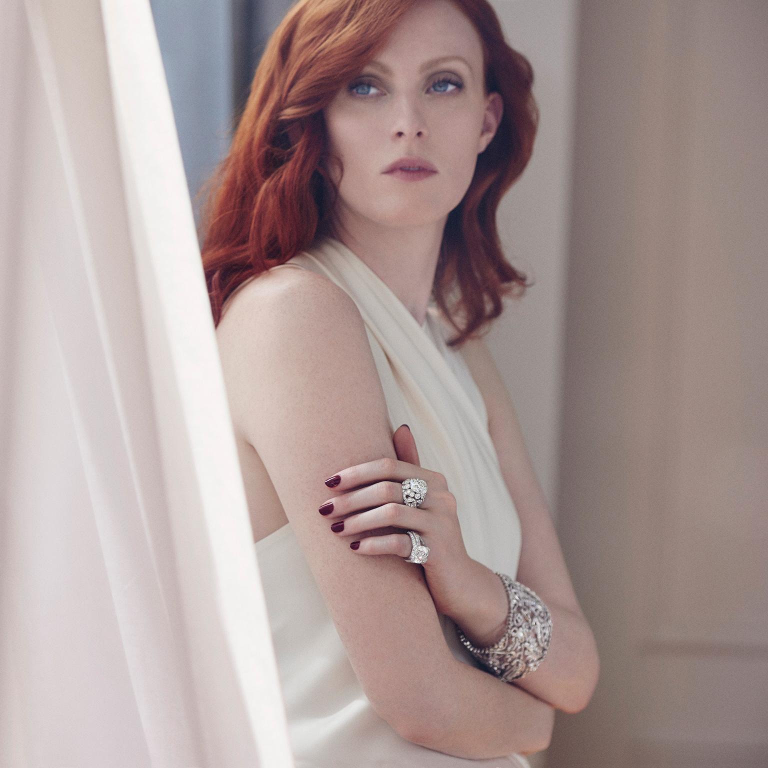 Cartier diamond jewellery worn by Karen Elson