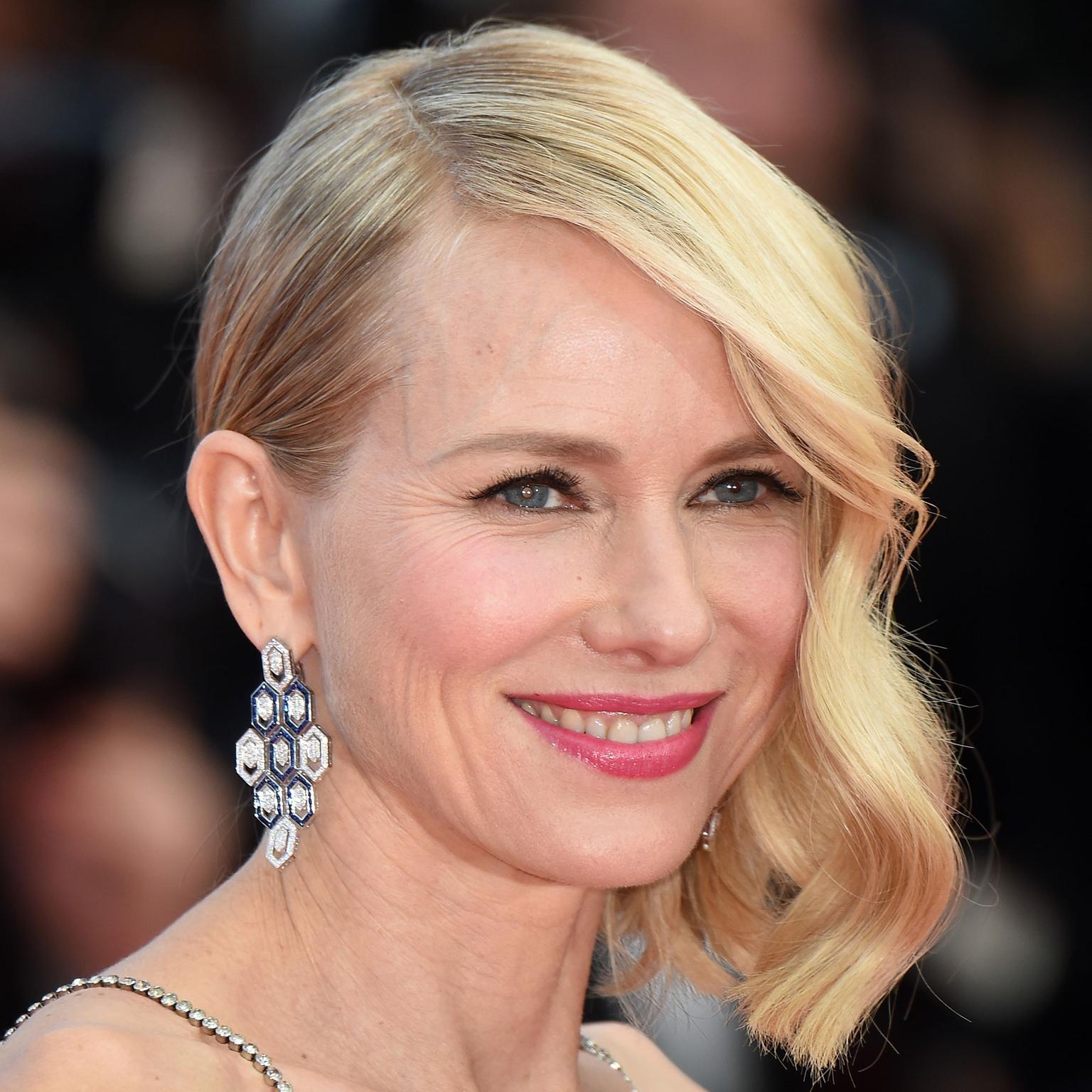 Cannes 2016 Day 2: Naomi Watts in Bulgari