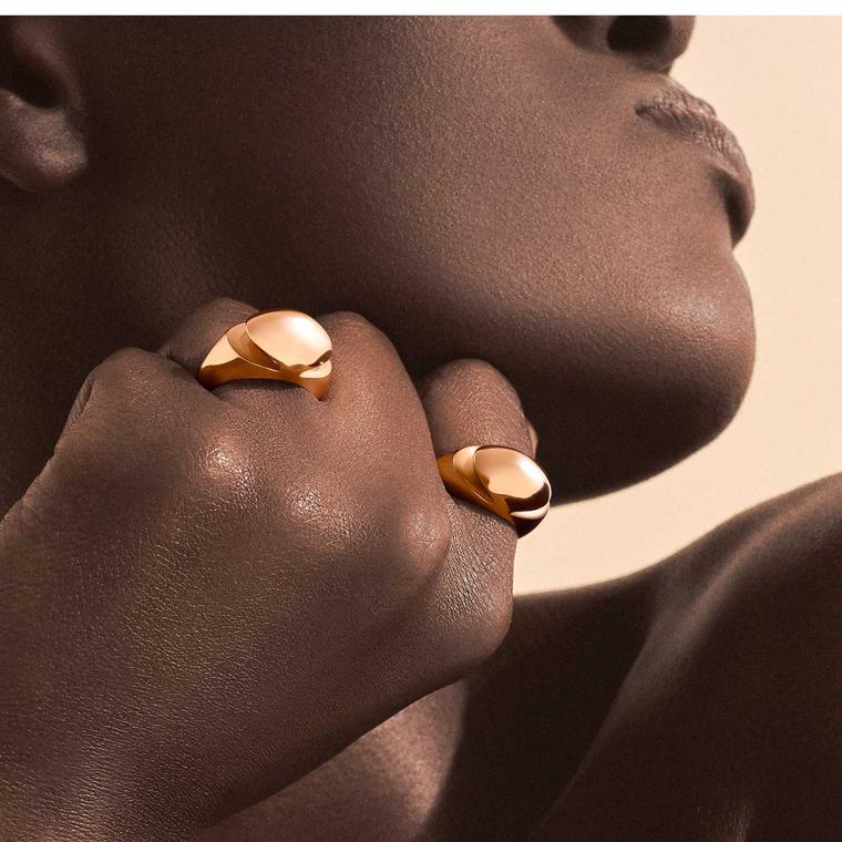 Bulgari Cabochon rose gold rings on model