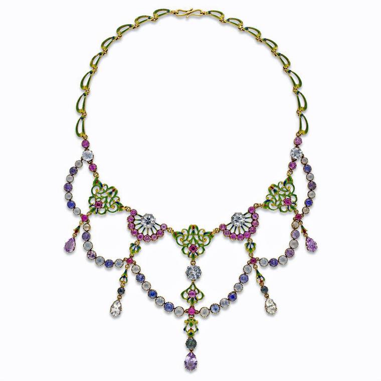 Statement necklaces through the ages