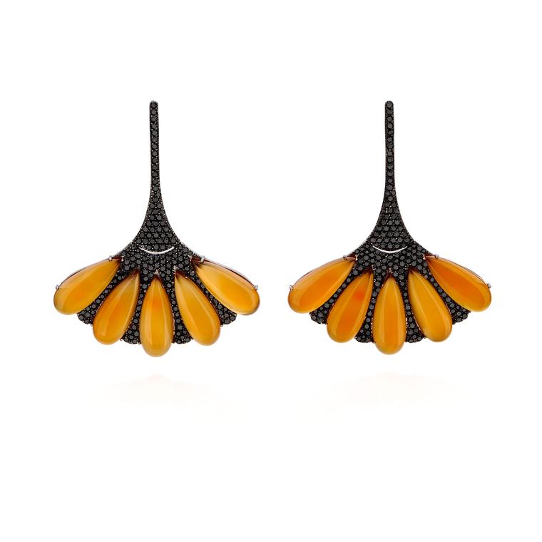 Carla Amorim black gold and diamond earrings