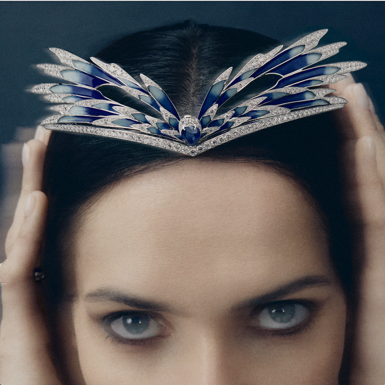 Envol Tiara by Chaumet on Model