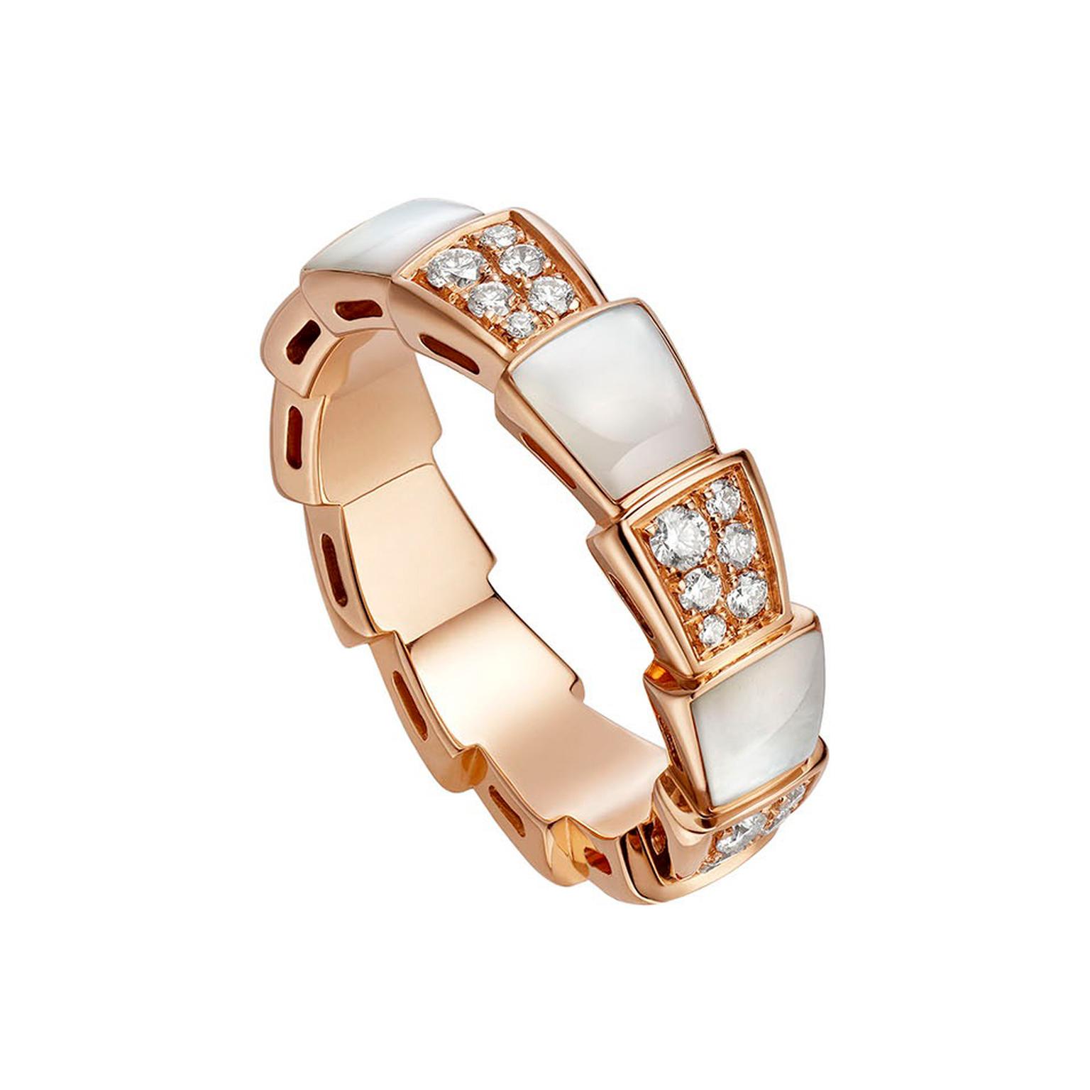 Bulgari Viper ring with mother-of-pearl