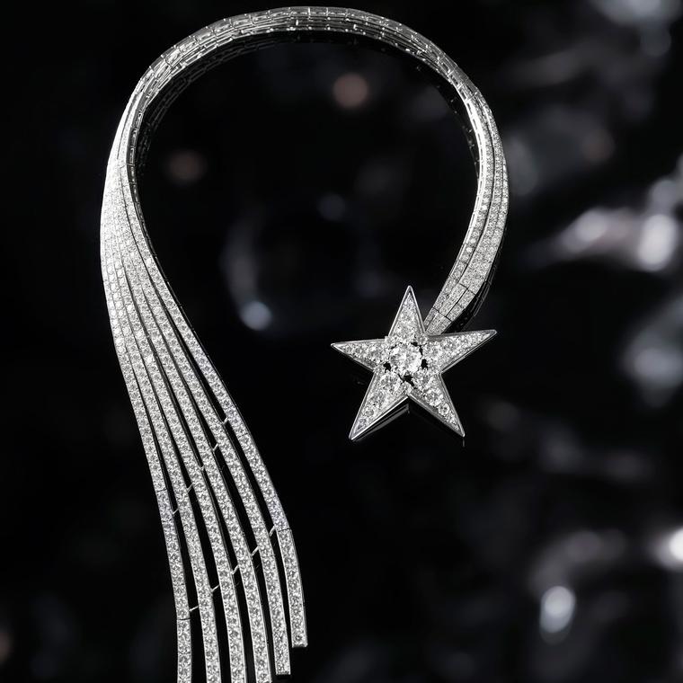 Chanel 1932 Comète diamond necklace
