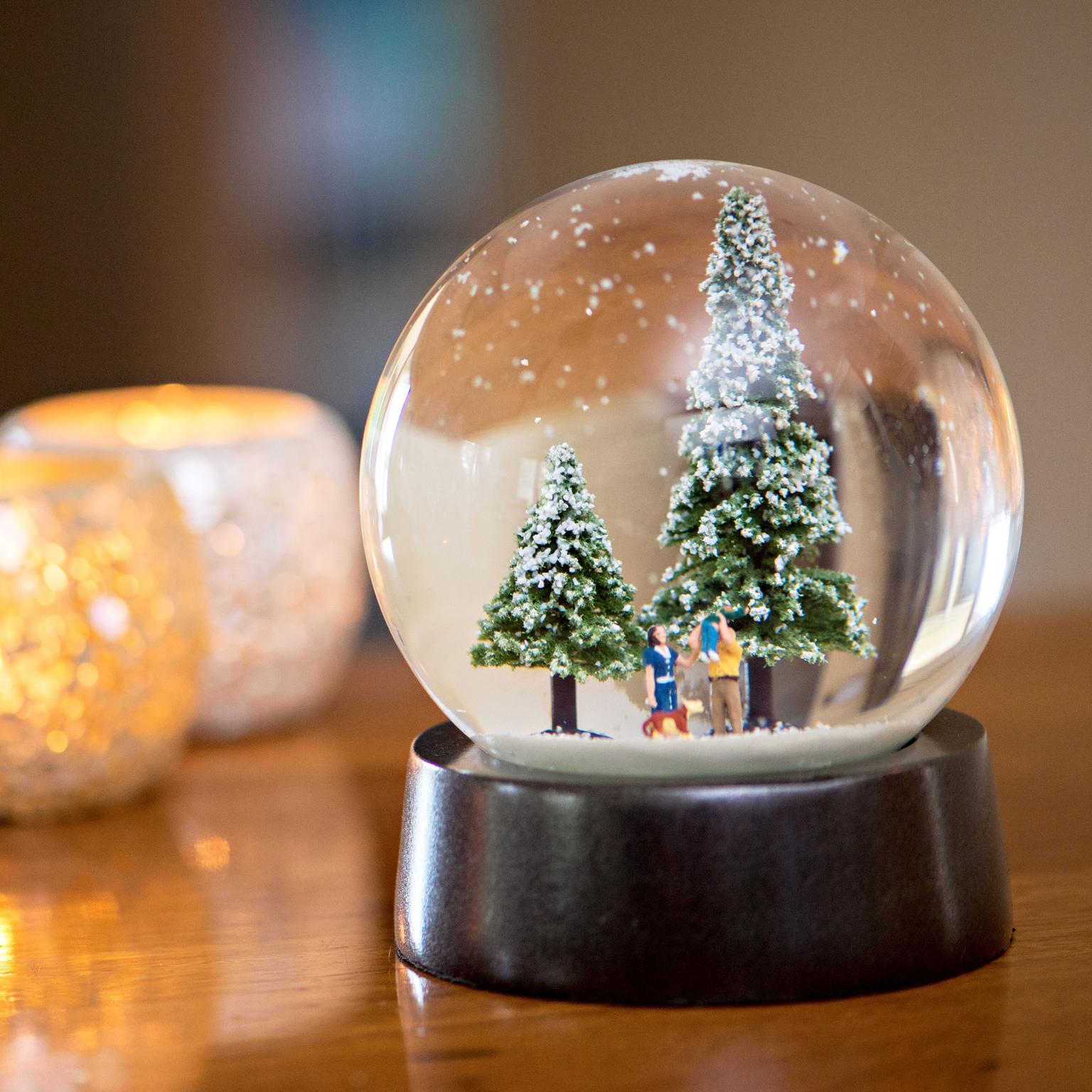 Leah Andrews bespoke diamond-set snow globe