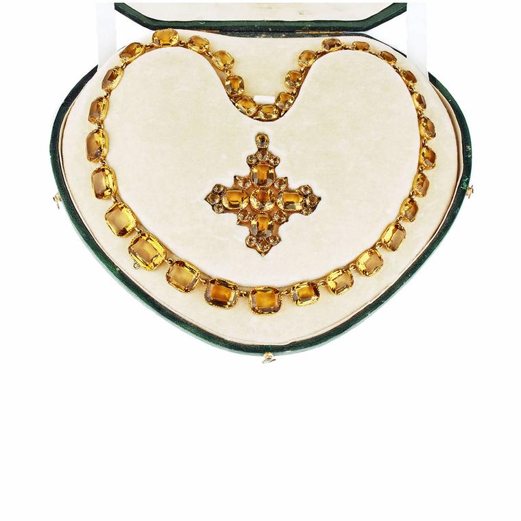 Bell and Bird citrine paste box set