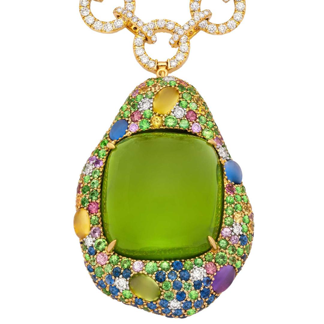Baroque pearl and peridot pendant necklace | Margot McKinney | The ...