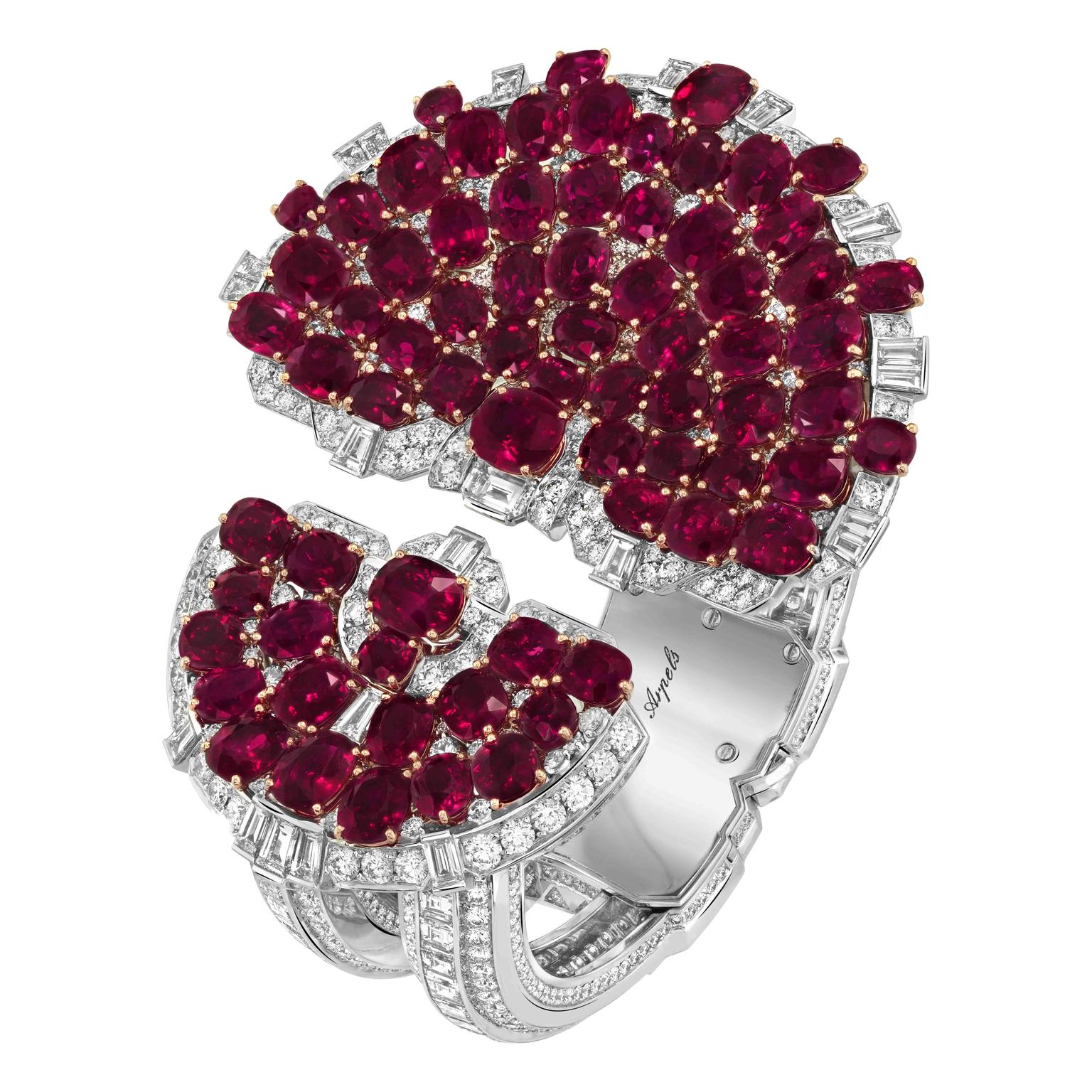 Van Cleef & Arpels Rubis en scène bracelet top view