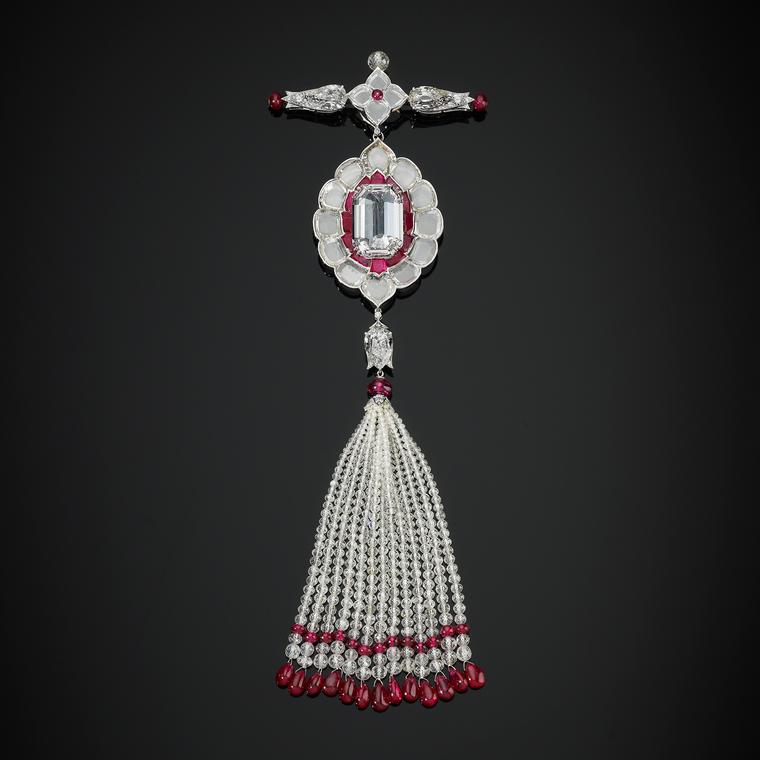 Bhagat Indian pendant brooch with diamonds and rubies