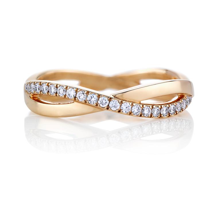 De Beers Infinity wedding band