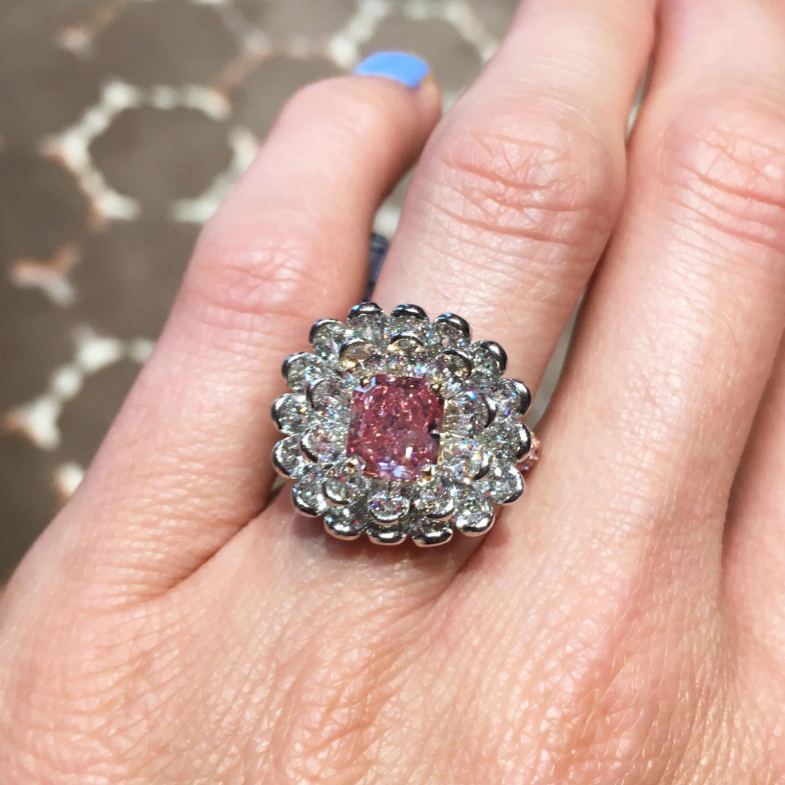 David Morris 2.01-carat Fancy Vivid pink diamond ring