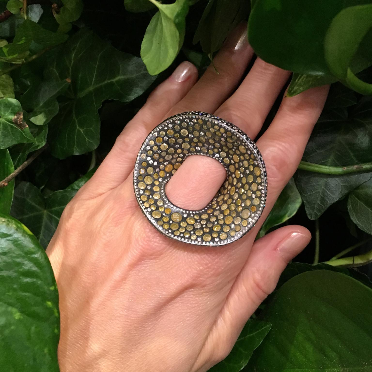 Todd Reed x Atelier Zobel Orange peel ring