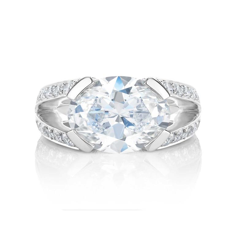 De Beers Master Diamonds Annabel oval ring