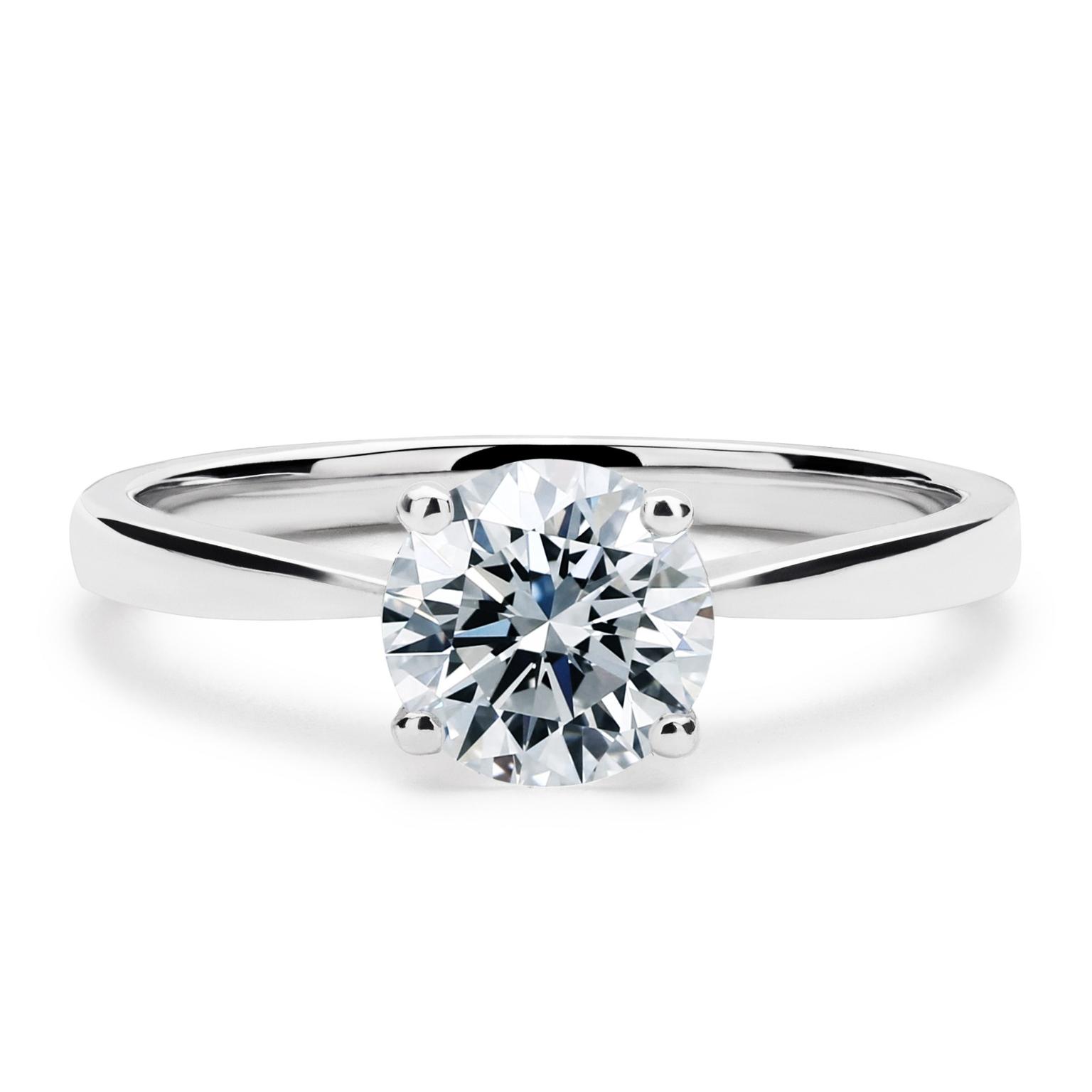 Lab-grown diamond engagament ring by 77 Diamonds