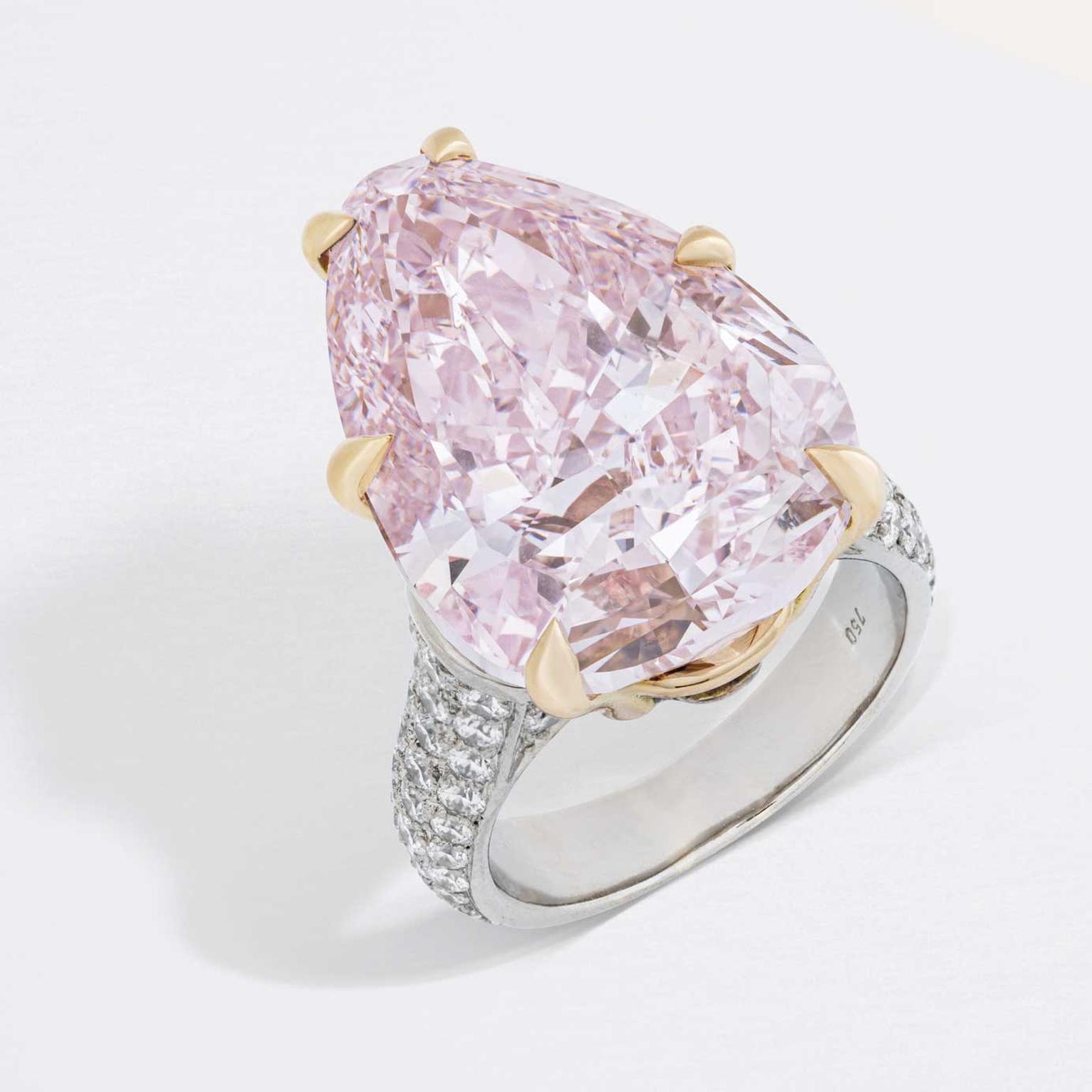 Lot-54-Fancy-pink-diamond-of-20.06-carat