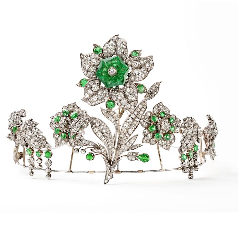 Chaumet transformable tiara