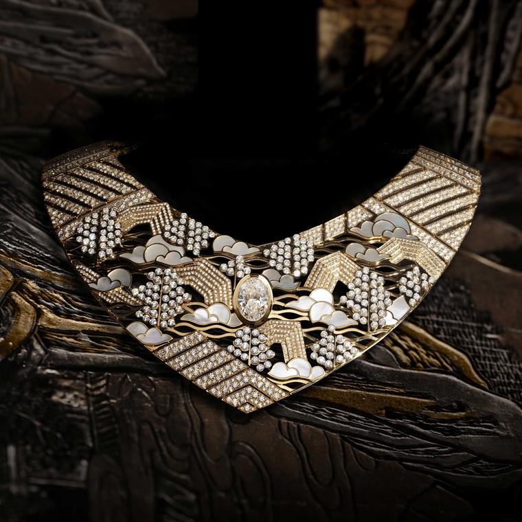 Chanel Coromandel Horizon Lointain necklace 