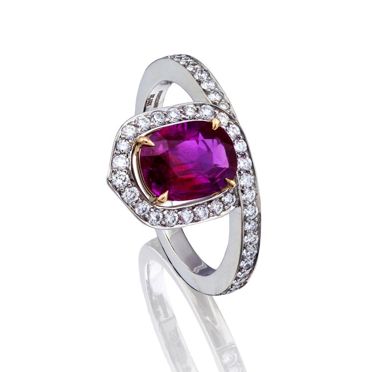 Boodles Wisteria ruby ring