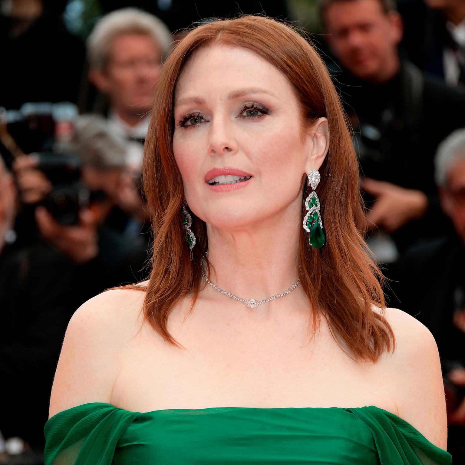 Julianne Moore in Chopard jewels Cannes Film Festival 2019 