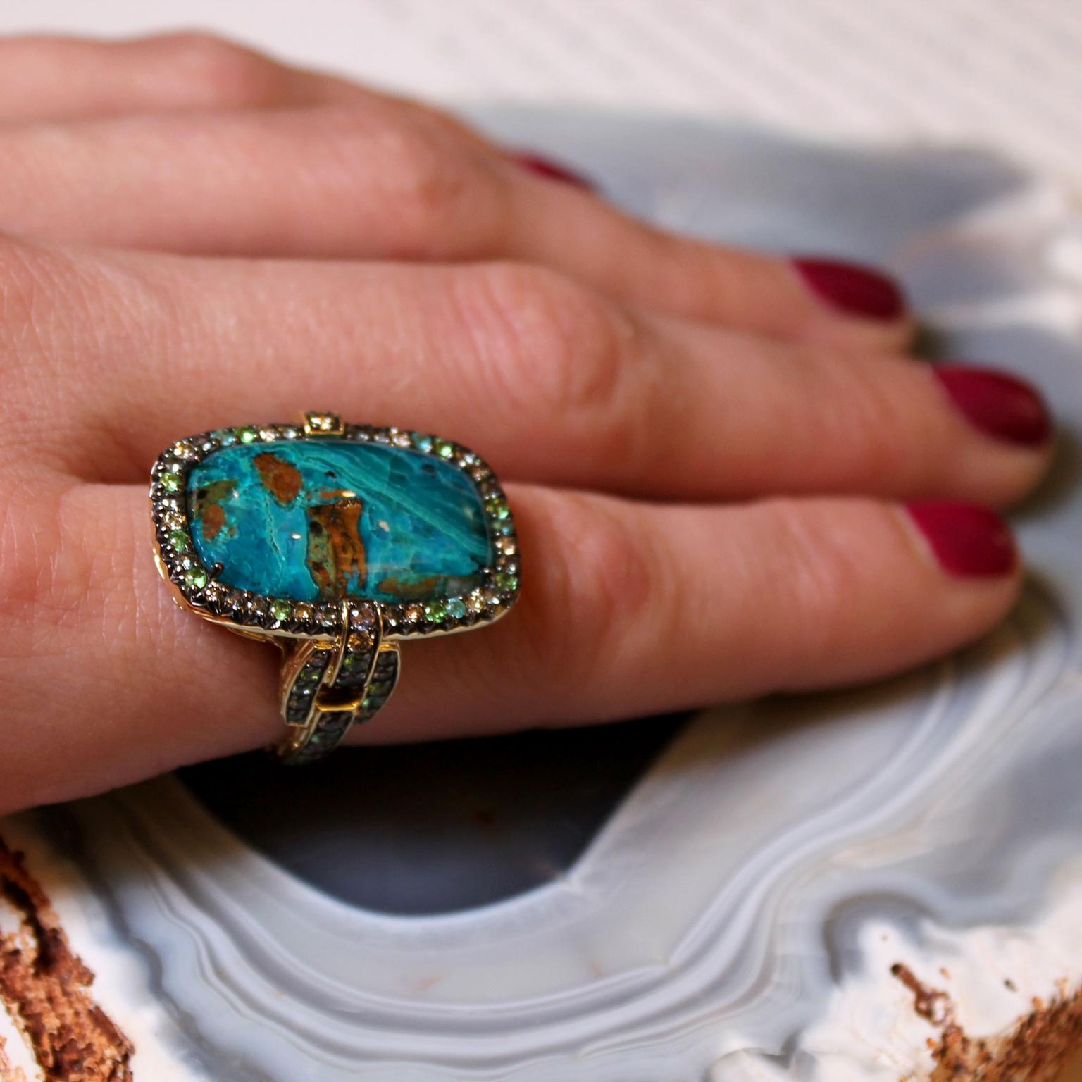 John Hardy chrysocolla ring as seen at Las Vegas Couture 2017