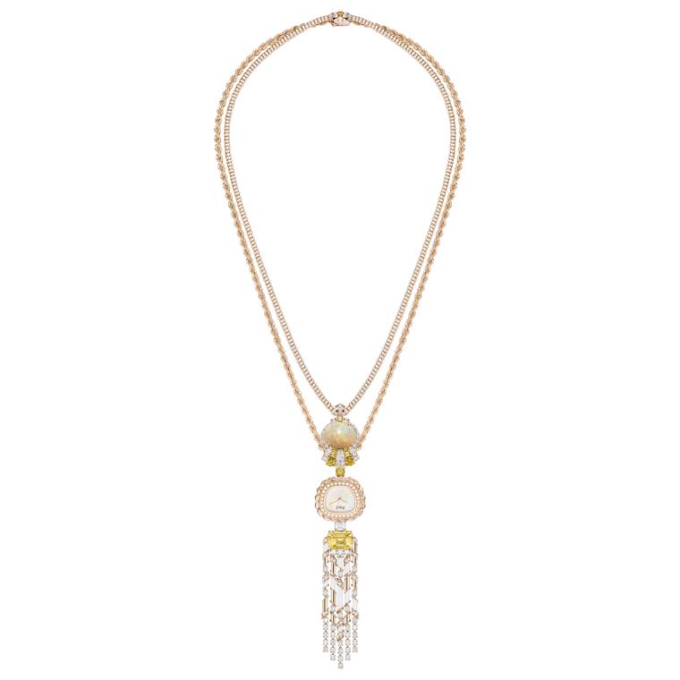 Swinging Sautoir on a double chain by Piaget
