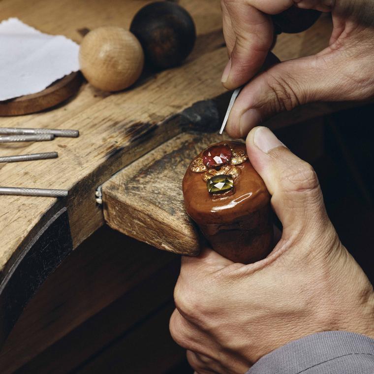 Atelier Louis Vuitton making of the necklace for BAFTA 2024