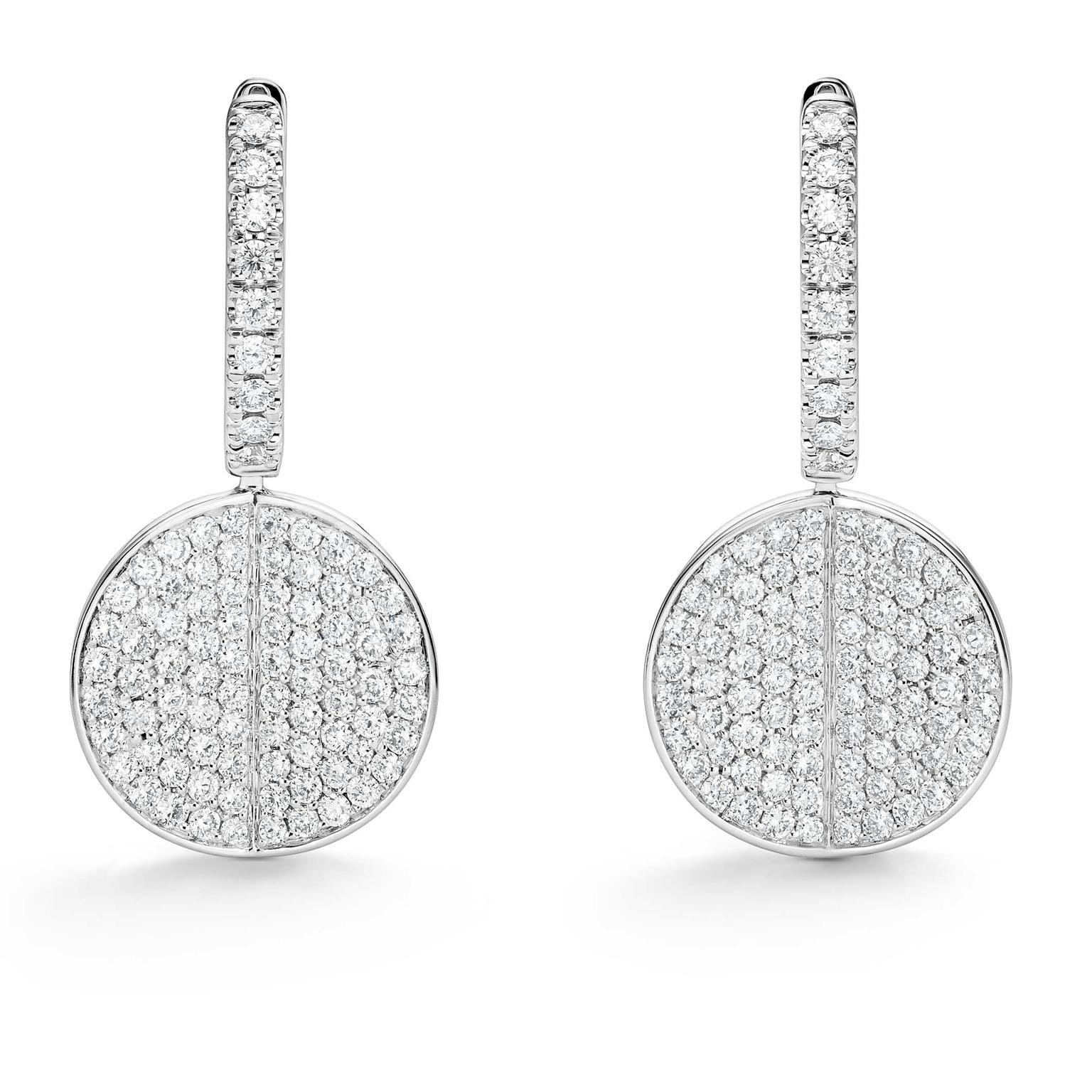 Bucherer B Dimension earrings with diamonds in white gold Price £3500